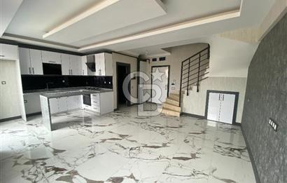 İncek'te 2+1 Satılık Vadi Manzaralı Dubleks Daire
