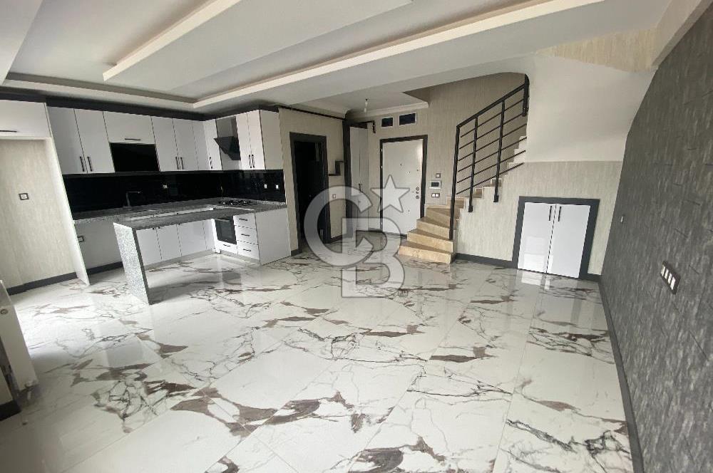 İncek'te 2+1 Satılık Vadi Manzaralı Dubleks Daire