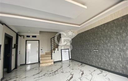 İncek'te 2+1 Satılık Vadi Manzaralı Dubleks Daire