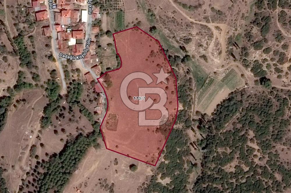 CB ODAK'TAN MANİSA SARIGÖL DADAĞLI’DA KÖY İÇİ KONUMDA GENİŞ TARLA