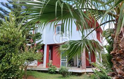 ADANA ÇUKUROVA DOĞAKENT SİTESİ SATILIK HAVUZLU VİLLA