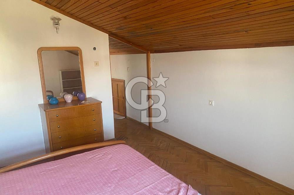 Özdere Çukuraltı'nda Denize Sıfır 4+1 Tripleks Villa