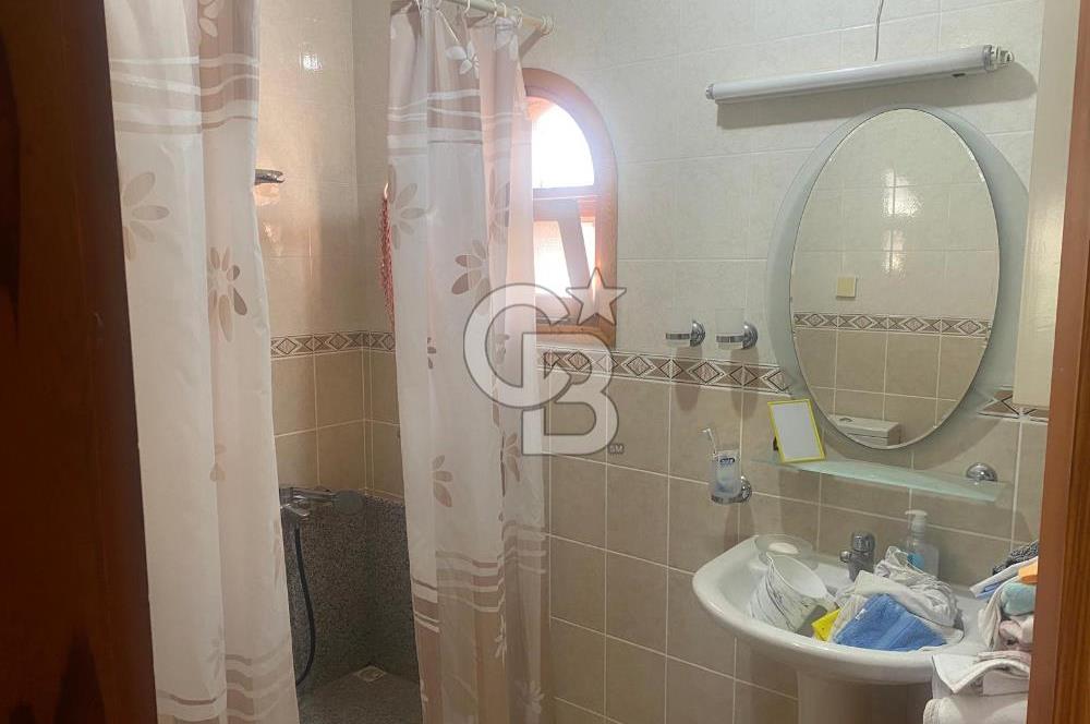 Özdere Çukuraltı'nda Denize Sıfır 4+1 Tripleks Villa