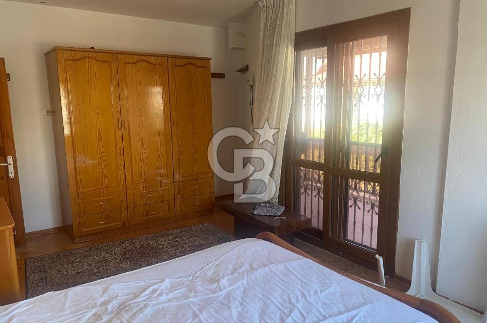 Özdere Çukuraltı'nda Denize Sıfır 4+1 Tripleks Villa