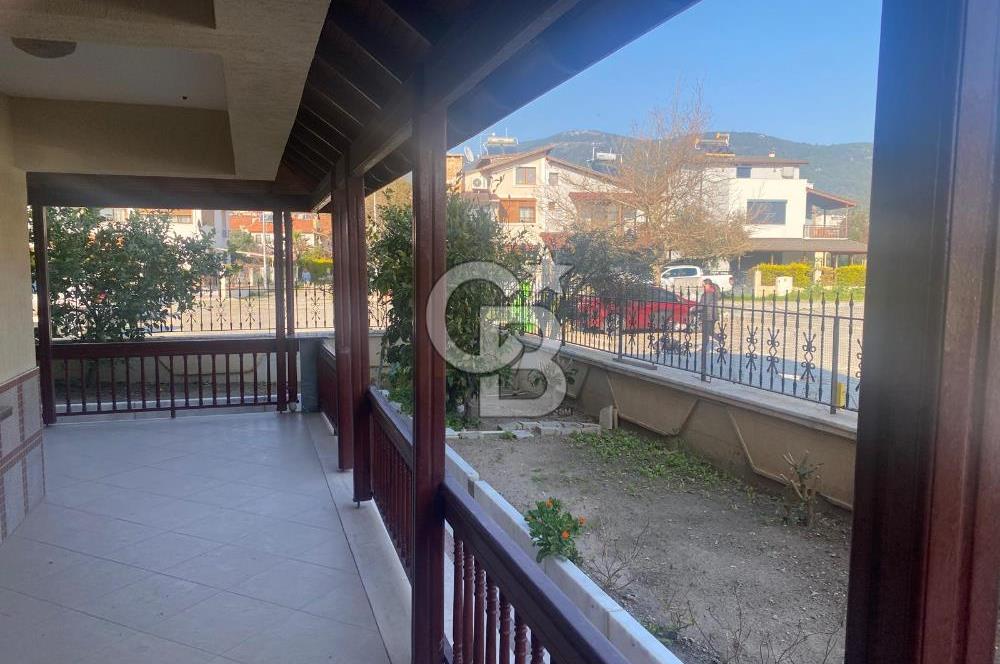 Özdere Çukuraltı'nda Denize Sıfır 4+1 Tripleks Villa