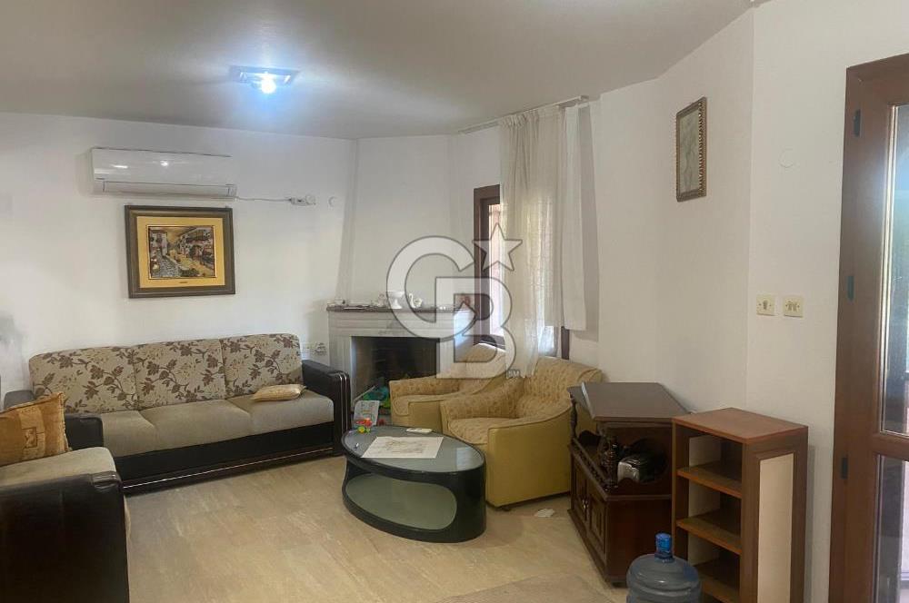 Özdere Çukuraltı'nda Denize Sıfır 4+1 Tripleks Villa