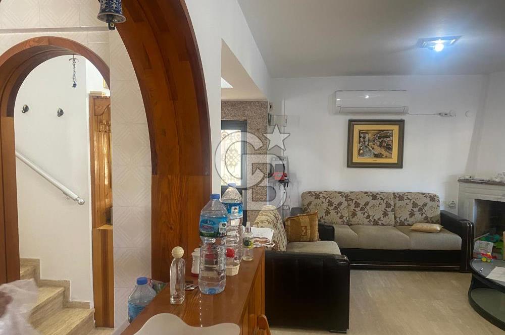 Özdere Çukuraltı'nda Denize Sıfır 4+1 Tripleks Villa