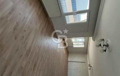 Karşıyaka ALAYBEY TERSANE'DE KİRALIK TADİLATLI GENİŞ 2+1 DAİRE