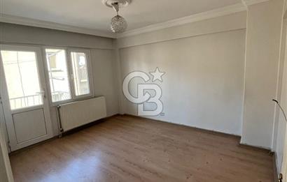 Karşıyaka ALAYBEY TERSANE'DE KİRALIK TADİLATLI GENİŞ 2+1 DAİRE