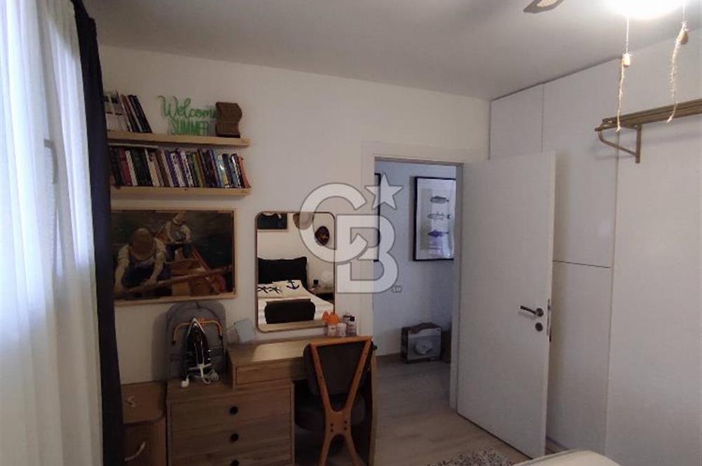 Ayvalık Küçükköy Havuzlu Sitede Full Eşyalı Kiralık Daire yalı 