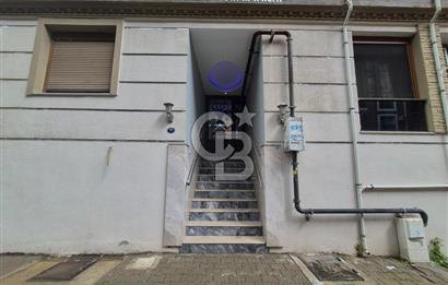 KARŞIYAKA ÖRNEKKÖY'DE 2+1 YENİ BİNADA MODERN KİRALIK DAİRE