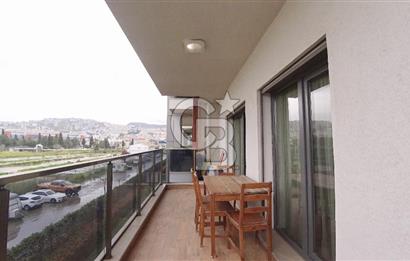 İzmir Çiğli Park Yaşam Ataşehir Eşyalı Kiralık 1+1 86 M² Daire