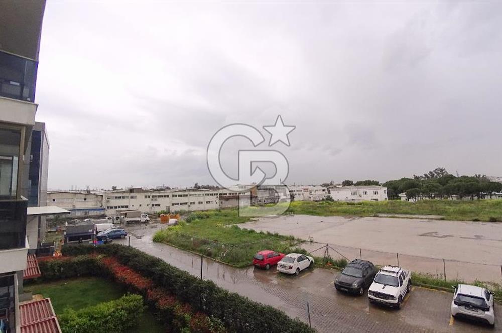 İzmir Çiğli Park Yaşam Ataşehir Eşyalı Kiralık 1+1 86 M² Daire