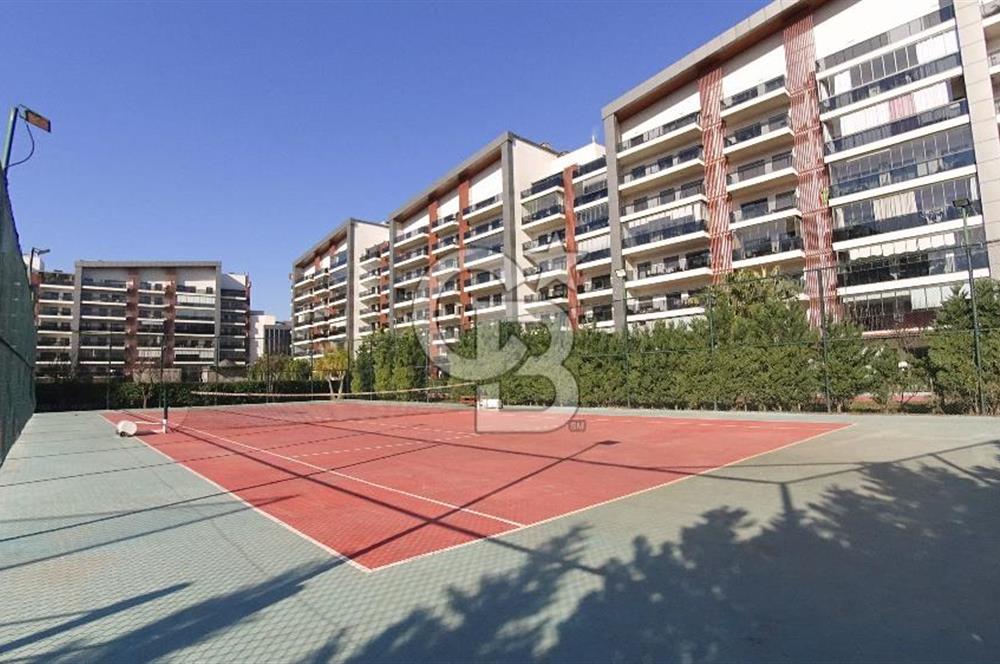 İzmir Çiğli Park Yaşam Ataşehir Eşyalı Kiralık 1+1 86 M² Daire