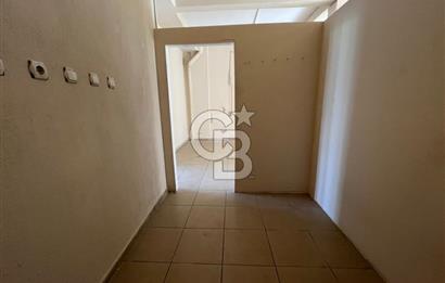 MENEMEN UĞUR MUMCU'DA İŞLEK KONUMDA SATILIK 130 m² DÜKKAN