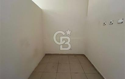 MENEMEN UĞUR MUMCU'DA İŞLEK KONUMDA SATILIK 130 m² DÜKKAN