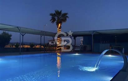 Ayvalık Küçükköy Havuzlu Sitede Full Eşyalı Kiralık Daire yalı 