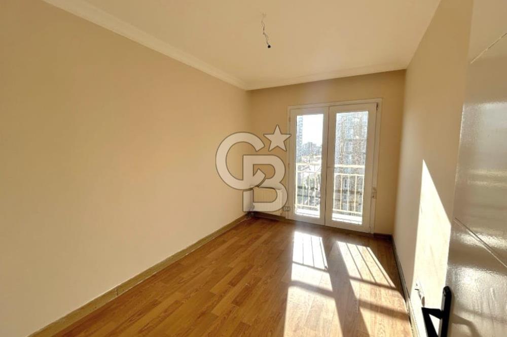 Mavişehir Emlakkonut Sitesinde 3+1 Satılık Daire