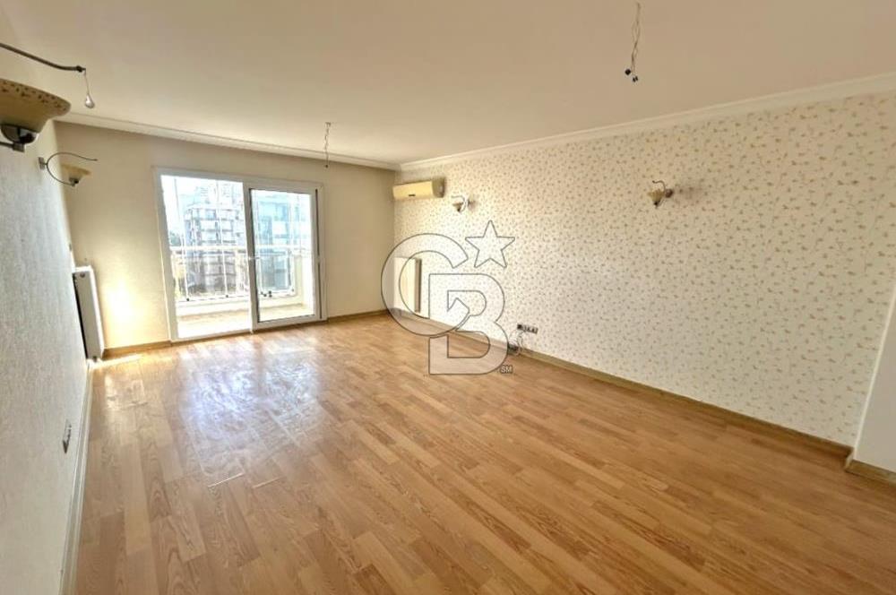 Mavişehir Emlakkonut Sitesinde 3+1 Satılık Daire