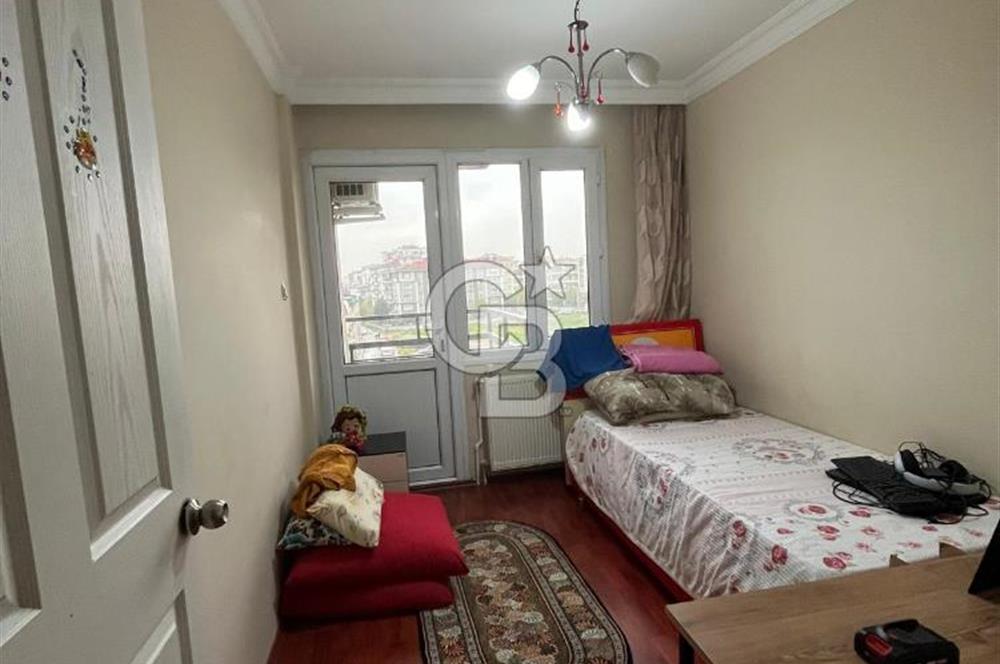 BUCA YENİGÜN MAH'DE ÖZGÜVEN SİTESİNDE 3+1 SATILIK FIRSAT DAİRE