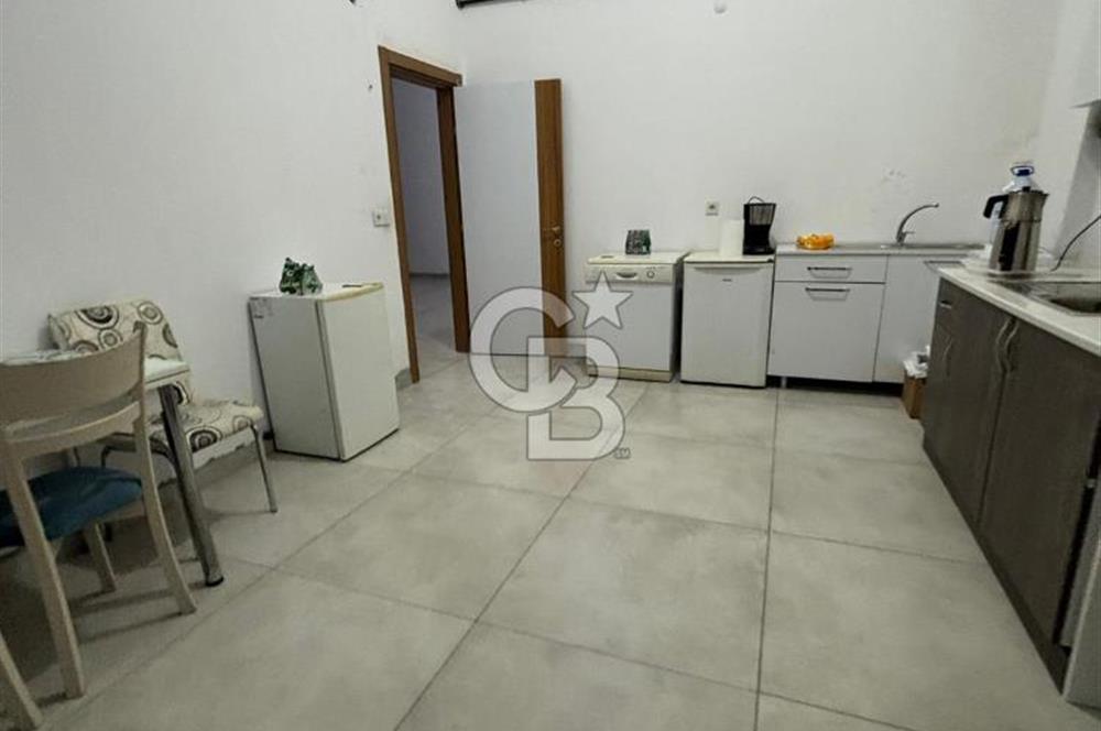 CB FLY'DAN Fatih Cad. Başında Kurumsal Kiracılı 1000m² işyeri