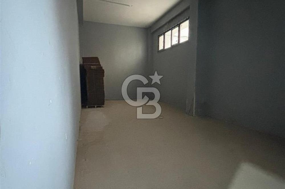 CB FLY'DAN Fatih Cad. Başında Kurumsal Kiracılı 1000m² işyeri
