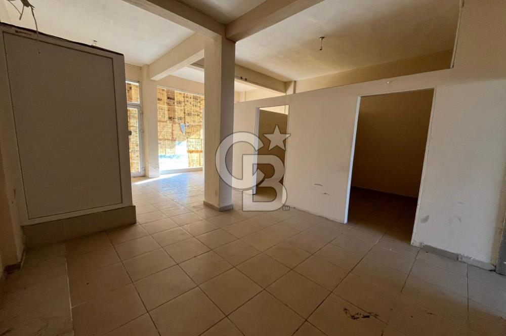MENEMEN UĞUR MUMCU'DA İŞLEK KONUMDA SATILIK 130 m² DÜKKAN