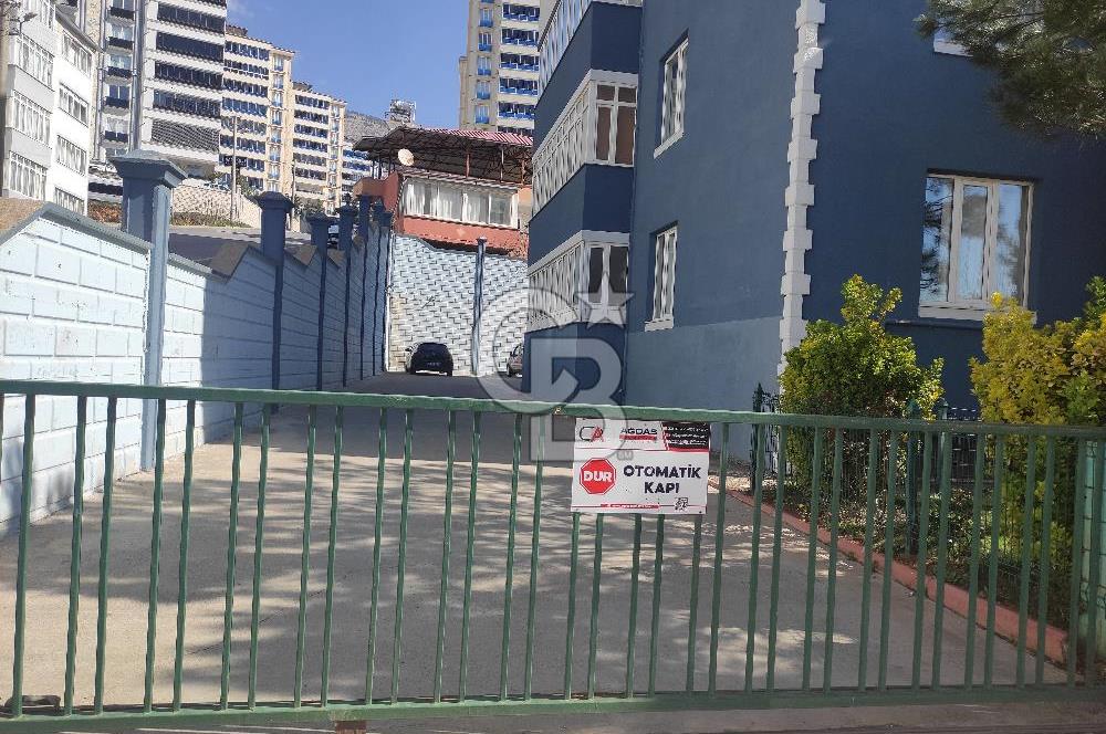 COLDWELL BANKERDEN 5 NİSANDA SATILIK GENİŞ 3+1