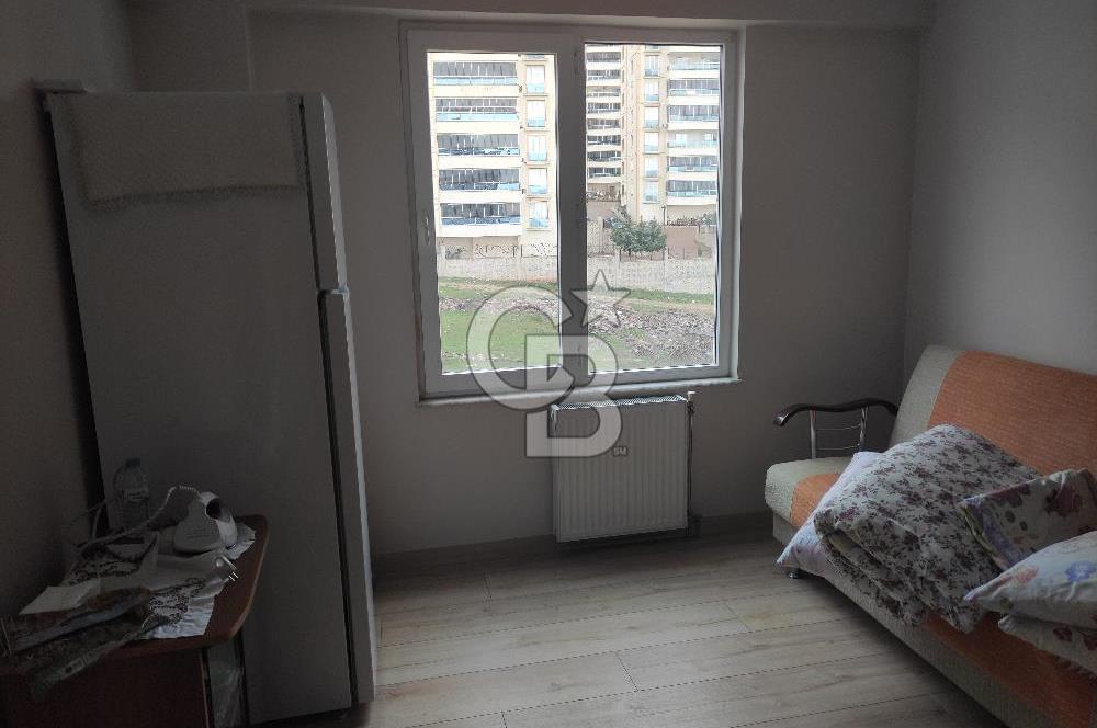 COLDWELL BANKERDEN 5 NİSANDA SATILIK GENİŞ 3+1