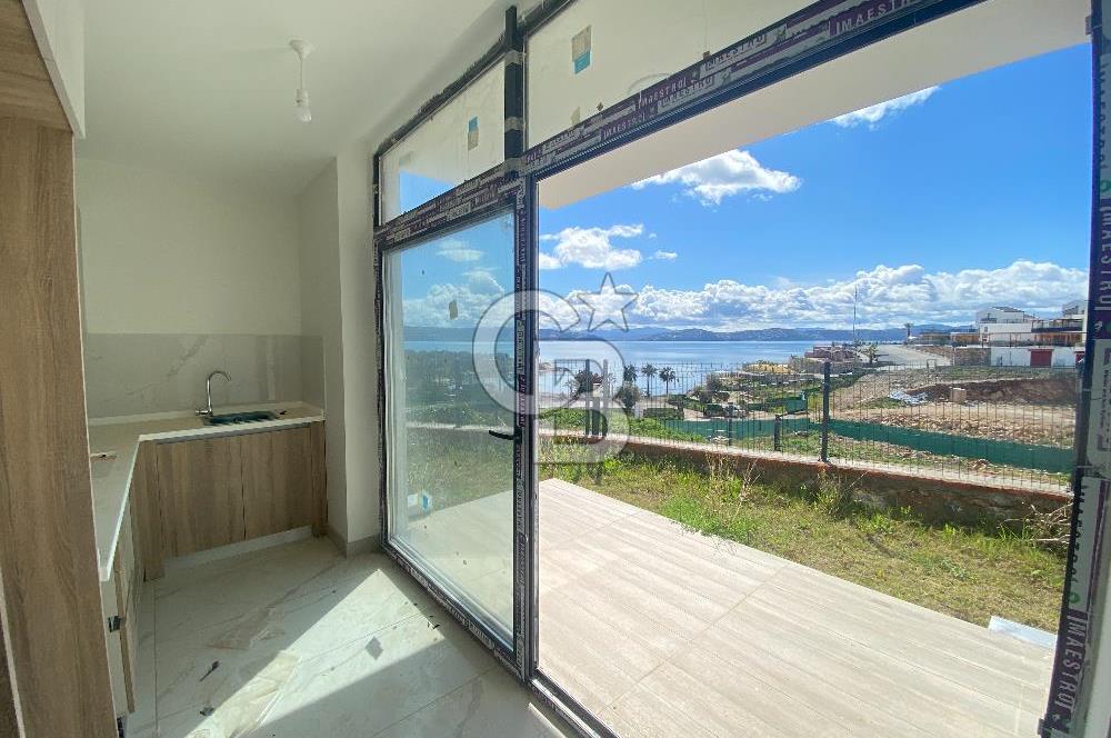 KIYIKIŞLACIK ZEYTİNLİKUYU DA ATASAYANLAR BEACH DENİZ MANZARALI BAHÇELİ 2+1 DUBLEKS VİLLA