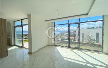 KIYIKIŞLACIK ZEYTİNLİKUYU DA ATASAYANLAR BEACH DENİZ MANZARALI BAHÇELİ 2+1 DUBLEKS VİLLA