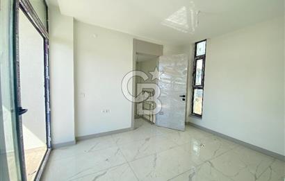 KIYIKIŞLACIK ZEYTİNLİKUYU DA ATASAYANLAR BEACH DENİZ MANZARALI BAHÇELİ 2+1 DUBLEKS VİLLA