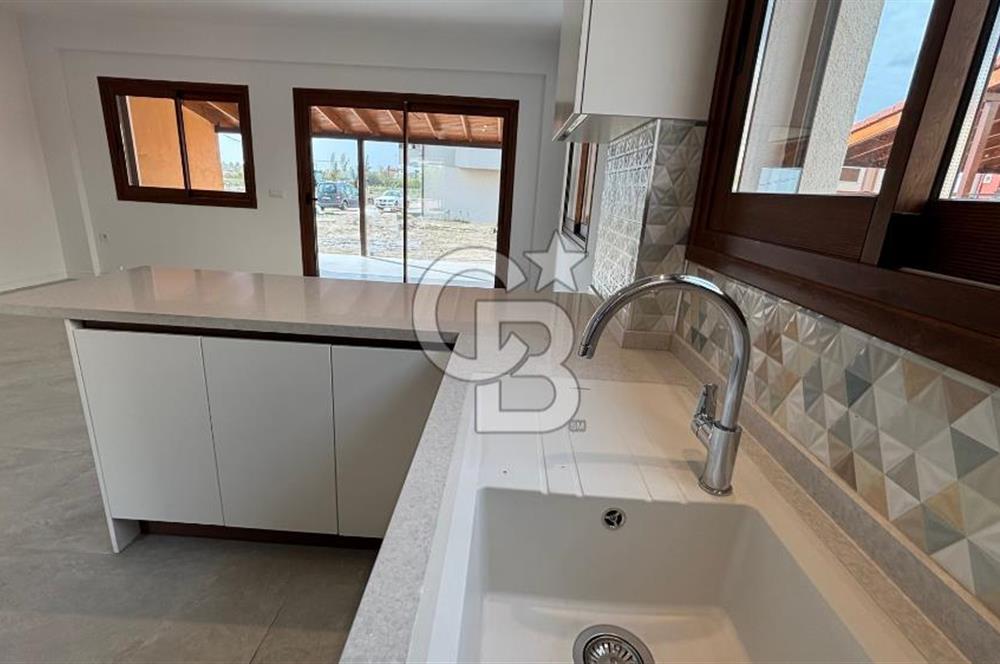 Menderes Gümüldür İnönü Mh. satılık 2+1 Sıfır Villa