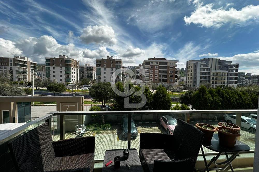 İZMİR ÇİĞLİ İNÖNÜ MAHALLESİ ZEYTİNLİ EVLER SİTESİ SATILIK 2+1 DAİRE HAVUZLU