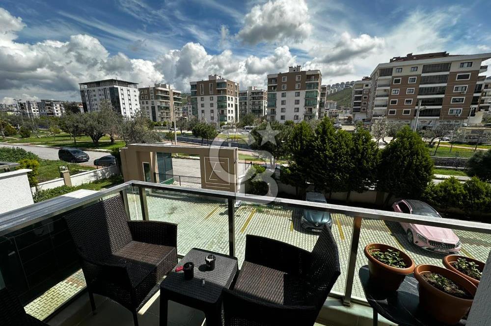 İZMİR ÇİĞLİ İNÖNÜ MAHALLESİ ZEYTİNLİ EVLER SİTESİ SATILIK 2+1 DAİRE HAVUZLU