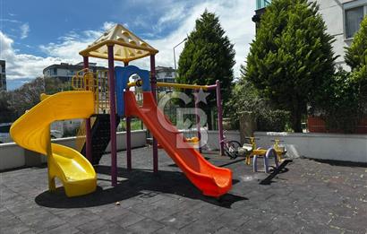 İZMİR ÇİĞLİ İNÖNÜ MAHALLESİ ZEYTİNLİ EVLER SİTESİ SATILIK 2+1 DAİRE HAVUZLU