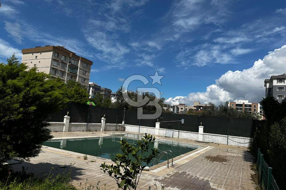 İZMİR ÇİĞLİ İNÖNÜ MAHALLESİ ZEYTİNLİ EVLER SİTESİ SATILIK 2+1 DAİRE HAVUZLU