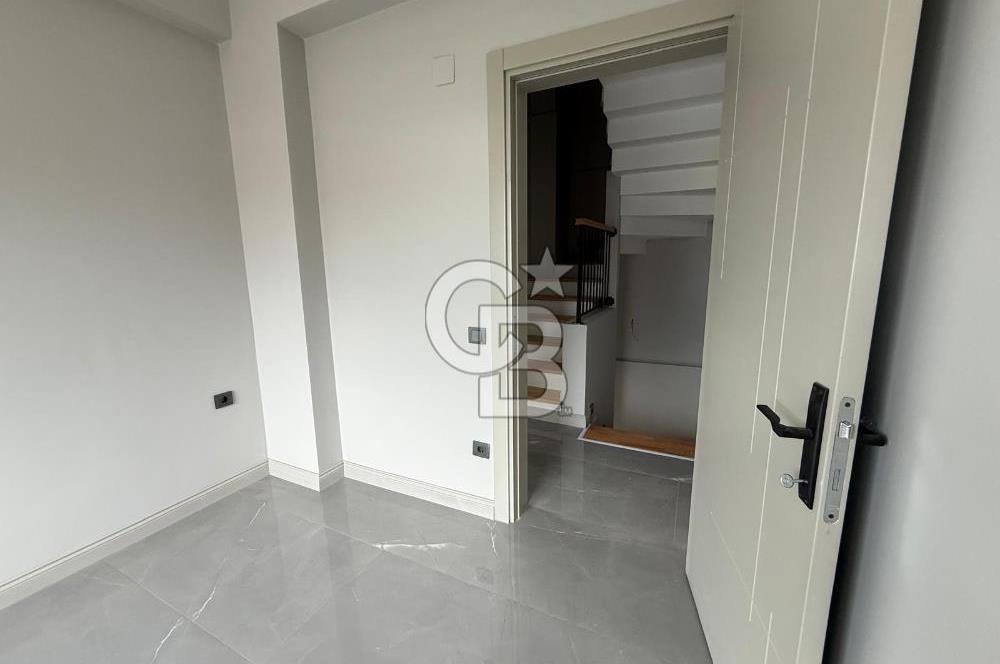 URLA ATATÜRK MAH. SATILIK TRİBLEKS İKİZ VİLLA