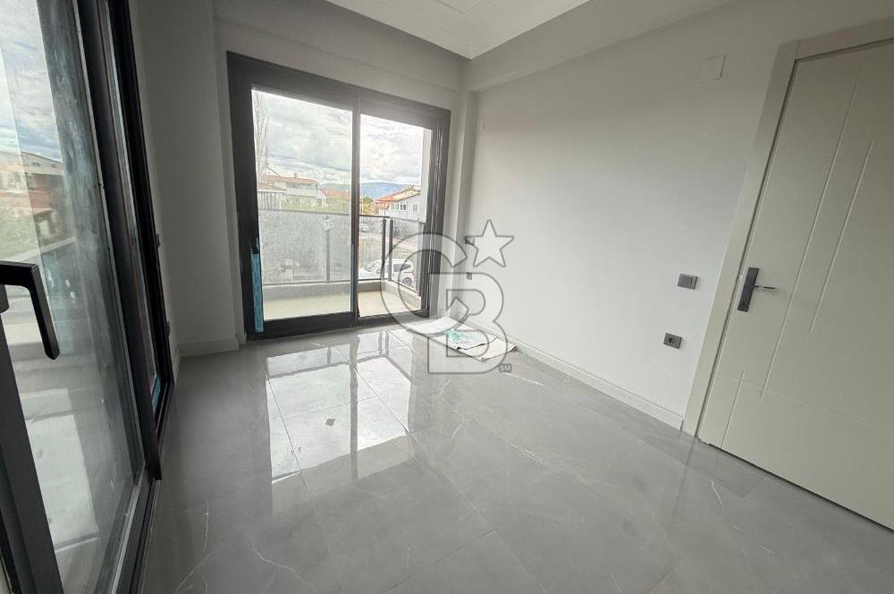 URLA ATATÜRK MAH. SATILIK TRİBLEKS İKİZ VİLLA