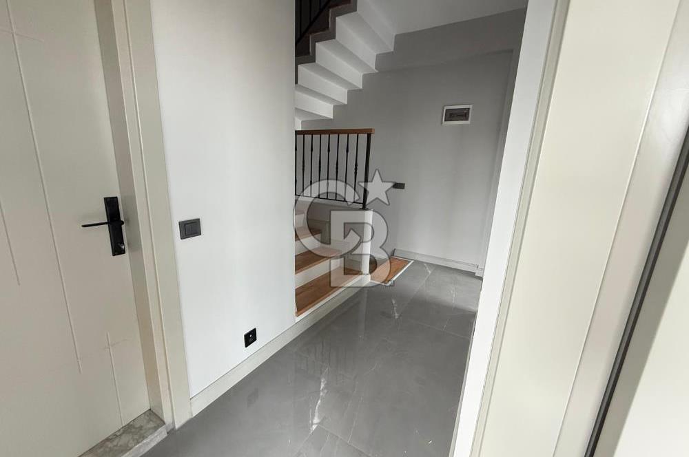 URLA ATATÜRK MAH. SATILIK TRİBLEKS İKİZ VİLLA