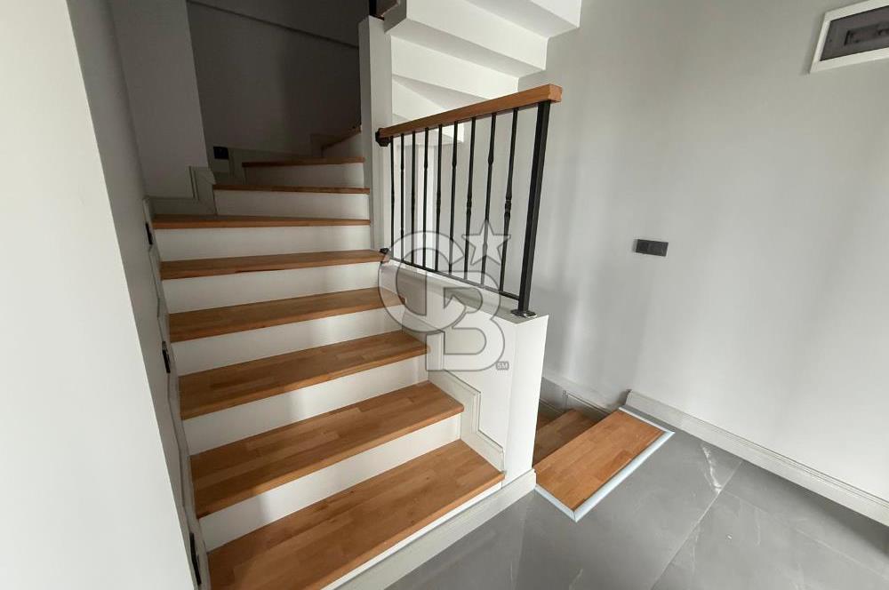 URLA ATATÜRK MAH. SATILIK TRİBLEKS İKİZ VİLLA