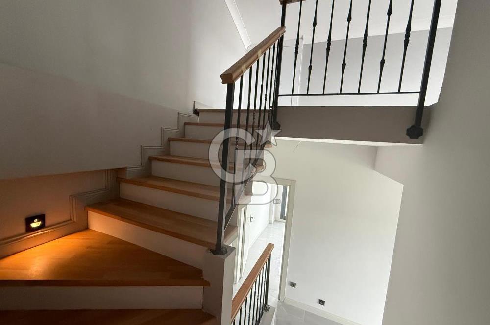 URLA ATATÜRK MAH. SATILIK TRİBLEKS İKİZ VİLLA