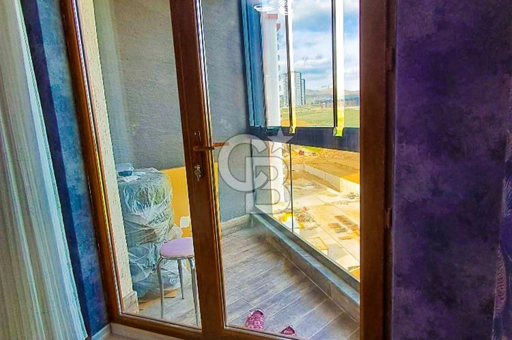 İKİZ KULE'DE PRESTİJLİ YAŞAM 200 M2 GENİŞ FERAH 4.5 + 1