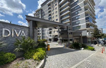 BORNOVA-Çamdibi, HAVUZ&GÜVENLİKLİ LÜKS SİTEDE KİRALIK 3+1 Daire