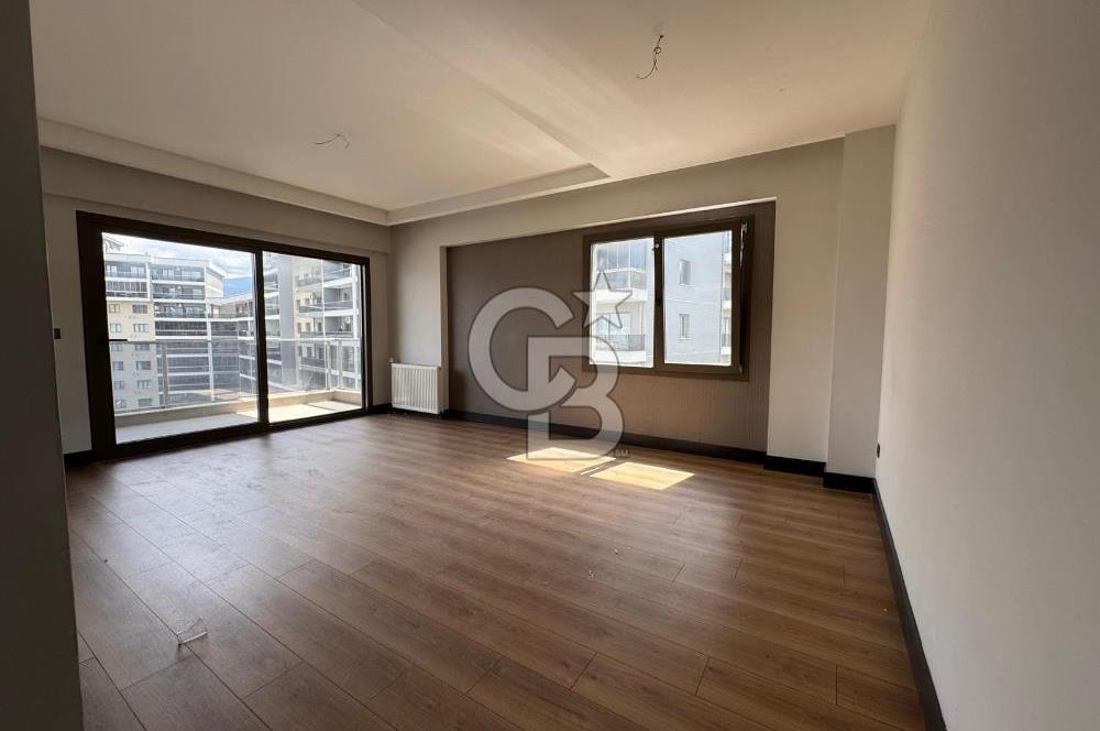 BORNOVA-Çamdibi, HAVUZ&GÜVENLİKLİ LÜKS SİTEDE KİRALIK 3+1 Daire