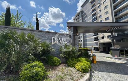 BORNOVA-Çamdibi, HAVUZ&GÜVENLİKLİ LÜKS SİTEDE KİRALIK 3+1 Daire