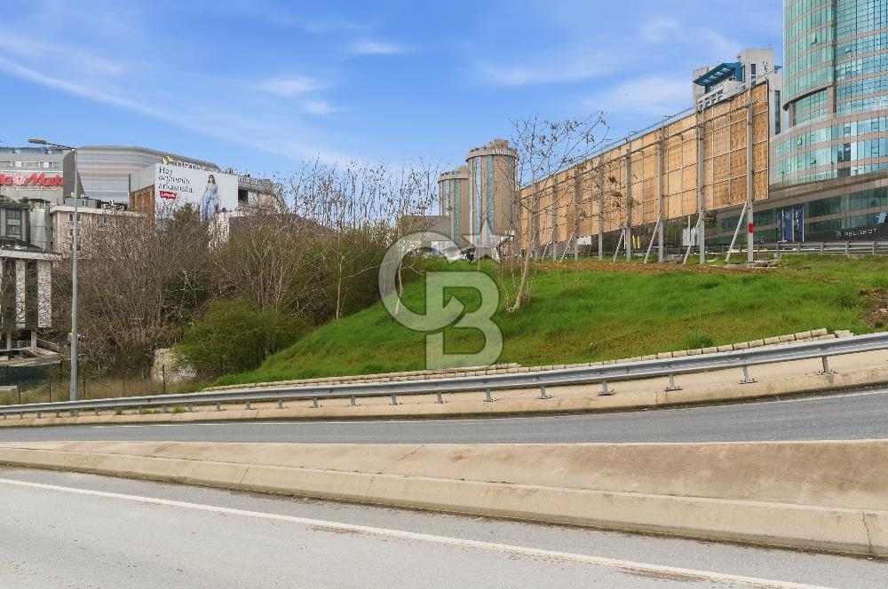 İSTANBUL ATAŞEHİR'DE E-5 CEPHELİ SATILIK FIRSAT T1 (TİCARİ) ARSA
