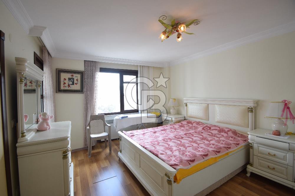 KARTAL ORHANTEPE’DE SAHİLE YAKIN, YÜKSEK ARSA PAYLI 3+1 SATILIK DAİRE