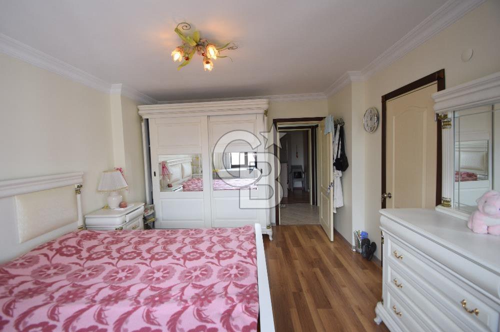 KARTAL ORHANTEPE’DE SAHİLE YAKIN, YÜKSEK ARSA PAYLI 3+1 SATILIK DAİRE