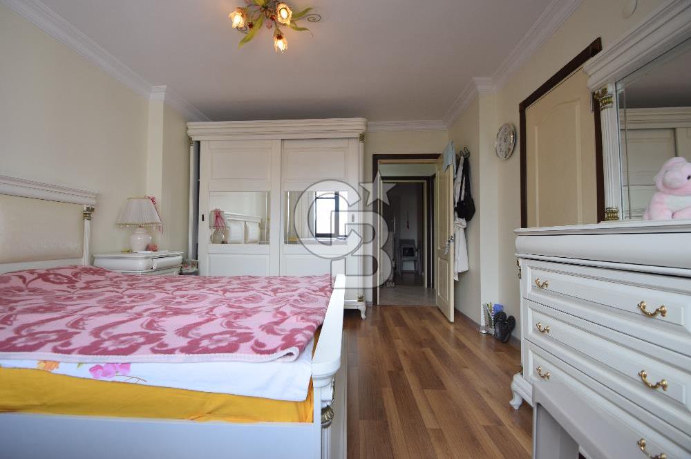 KARTAL ORHANTEPE’DE SAHİLE YAKIN, YÜKSEK ARSA PAYLI 3+1 SATILIK DAİRE